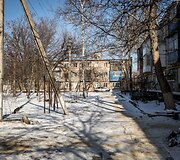 Daugiabučių rajonas, kurį atsiimdami Marjinką ap&scaron;audė ukrainiečių kariai