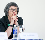 Sian Macleod