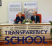 Prezidentė Dalia Grybauskaitė lankosi &bdquo;Transparency school&ldquo; stovykloje