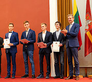Vilniaus rotu&scaron;ėje pagerbiami geriausiai egzaminus i&scaron;laikę abiturientai