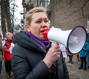 Prie Lenkijos ambasados &ndash; akcija prie&scaron; abortų uždraudimą
