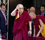 Dalai Lamos paskaita Vilniaus universiteto Didžiajame kieme