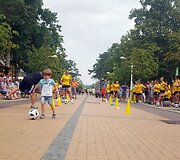 Palangos vasaros parke &ndash; Lietuvos moterų futbolo čempionių i&scaron;&scaron;ūkis poilsiautojams