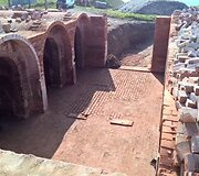 Viktorijos laikų rezervuaras, paverstas įspūdingais namais
