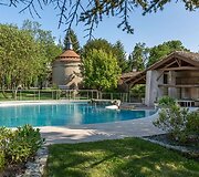 Prancūzijoje parduodama pasaki&scaron;ka pilis