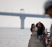 Kinija atidarė 55 km ilgio tiltą