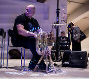 Klaipėdoje vyko &bdquo;Elektroninių sutartinių&ldquo; performansas
