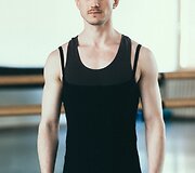 &Scaron;okėjas Simonas Laukaitis