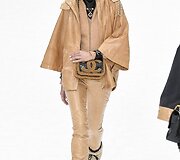 &bdquo;Chanel&ldquo; 2019&ndash;2020 m. rudens ir žiemos kolekcijos modelis