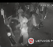 Ie&scaron;komi vyrai