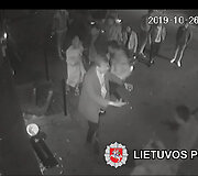 Ie&scaron;komi vyrai
