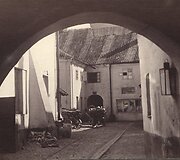 Pilies gatvės kiemas 1912 metais