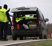 Migrantai Baltarusijoje prie sienos su Lenkija
