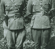 Lokio rinktinės Vyties kuopos partizanai. Vytautas Dručkus-&Scaron;ernas ir Adolfas Žukauskas. 1946 m.