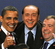 Barackas Obama, Silvio Berlusconi ir Dmitrijus Medvedevas