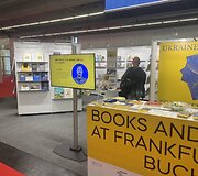 Pokalbiai Ukrainos stende Frankfurto knygų mugėje