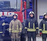 Lietuvos ugniagesiai gelbėtojai Tylos minute pagerbė žuvusio kolegos Rolando Venslauskio atminimą