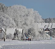 Baltu &scaron;erk&scaron;nu pasidengusi Nida
