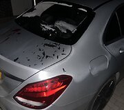 Į kaimynų kiemą įsibrovęs vyras ėmė niokoti kauniečių &scaron;eimos turtą