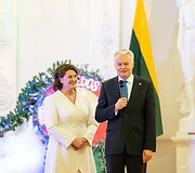 Prezidentas ir pirmoji ponia Kalėdų eglutės įžiebimo &scaron;ventėje