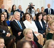 Prezidentas ir pirmoji ponia Kalėdų eglutės įžiebimo &scaron;ventėje