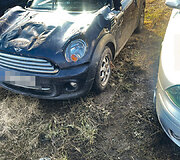 Gražinos gatvėje apvirtęs automobilis