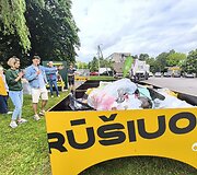 Konteinerio krata Kaune: paai&scaron;kėjo, ar kauniečiai moka rū&scaron;iuoti plastiką