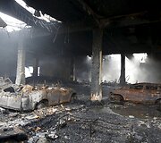 Gaisras avalynės fabrike Filipinuose