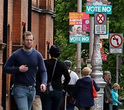 Airijoje istorinis referendumas dėl tos pačios lyties santuokų