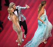 Paris Hilton ir jos palydovo asmenukė Kanų kino festivalyje