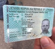 Utenos policija pra&scaron;o padėti atpažinti aferistus