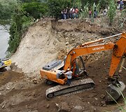 Kolumbijoje vanduo užliejo &scaron;achtą su 15 kalnakasių