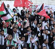 Masinė vestuvių ceremonija Palestinoje, kurias finansavo Turkijos valdžia ir &bdquo;Hamas&ldquo; rėmėjai