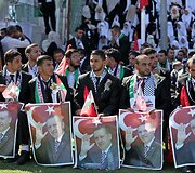 Masinė vestuvių ceremonija Palestinoje, kurias finansavo Turkijos valdžia ir &bdquo;Hamas&ldquo; rėmėjai