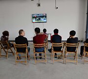 Artimieji vis dar laukia stebuklo