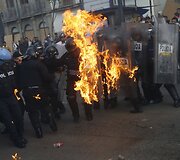 Surengtos demonstracijos prie&scaron; 8 mėnesius Meksikoje dingusiems studentams atminti
