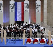 Paryžiaus Panteone perlaidoti keturi prancūzų pasiprie&scaron;inimo naciams didvyriai