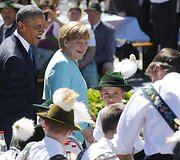 Merkel surengė Obamai liaudi&scaron;ką sutikimą su alumi ir &bdquo;umpapa&ldquo; muzika