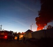 Kijevo apylinkėse degalų saugykloje po sprogimo kilusiame gaisre žuvo keli žmonės