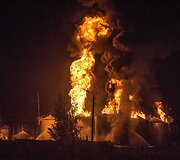 Kijevo apylinkėse degalų saugykloje po sprogimo kilusiame gaisre žuvo keli žmonės