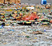 Indonezijoje sunaikinamas konfiskuotas alkoholis