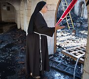Įtariama padegta Duonos ir Žuvies Padauginimo bažnyčia Tabhoje