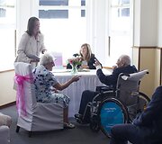103 metų jaunikis ir 91 metų jaunoji &ndash; pasaulyje vyriausia jaunavedžių pora