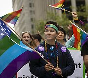 San Fransiske surengtas paradas Auk&scaron;čiausiajam teismui įteisinus tos pačios lyties santuokas