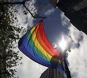 San Fransiske surengtas paradas Auk&scaron;čiausiajam teismui įteisinus tos pačios lyties santuokas