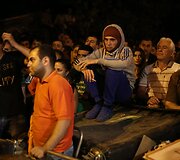 Jerevane protestuotojai nepaklūsta policijos reikalavimams i&scaron;siskirstyti po įtemptos nakties