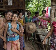 22 metus vergavęs Myint Naing pagaliau grįžo į savo &scaron;eimą