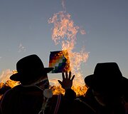 Bolivijoje Aimarų tauta sutinka naujuosius metus &ndash; per ilgiausią naktį Pietų pusrutulyje