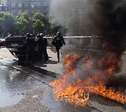 Protestuojantys Paryžiaus taksi vairuotojai