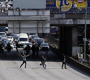 Protestuojantys Paryžiaus taksi vairuotojai
